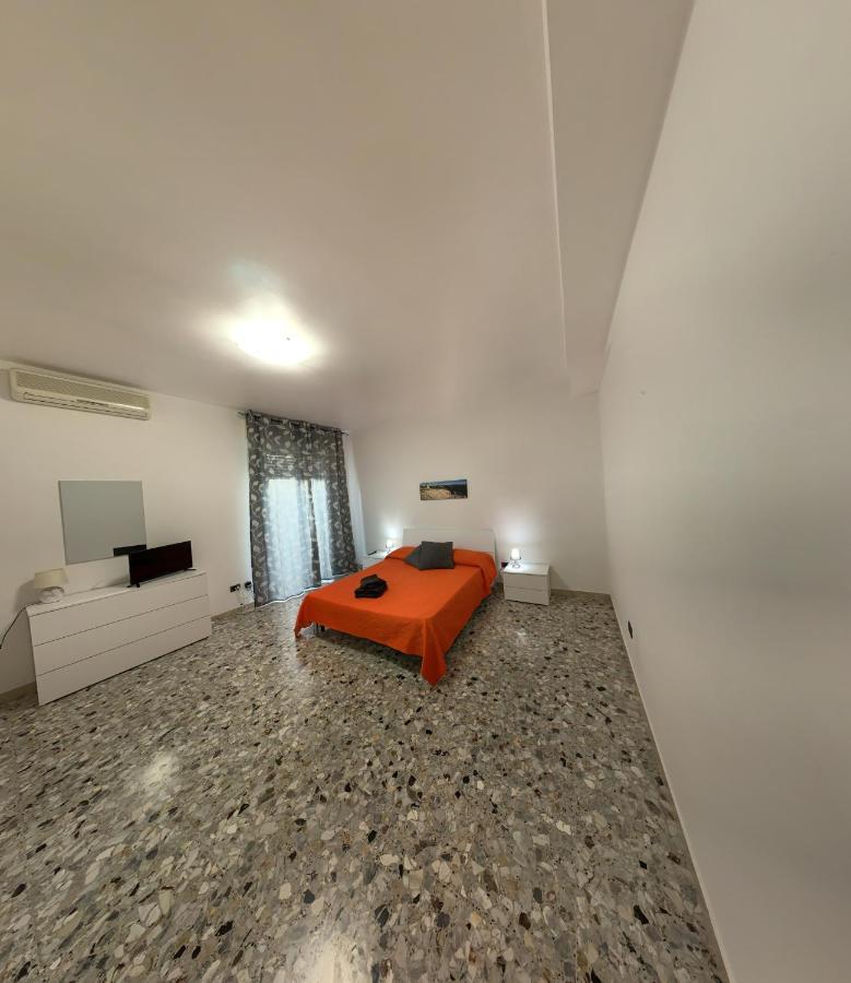 Al Flamingo Apartment Syracuse ภายนอก รูปภาพ